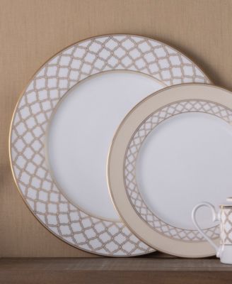 Eternal Palace Gold Set of 4 Dinner Plates, 10-1/2"