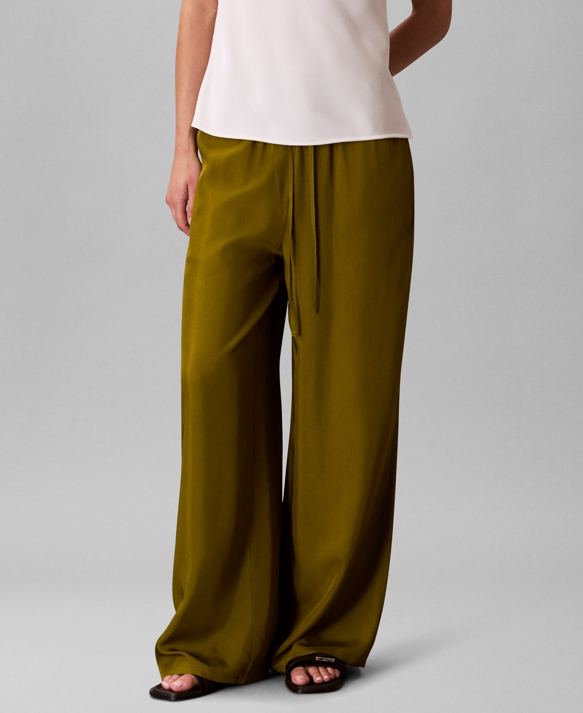 Women's Drawstring Wide-Leg Pants - Dark Leaves