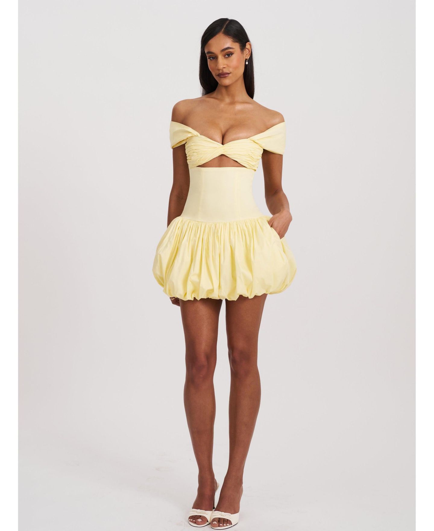 Женское платье Miss Circle Umika Butter Yellow Bubble Hem Mini, цвет: Жёлтый — фото 4