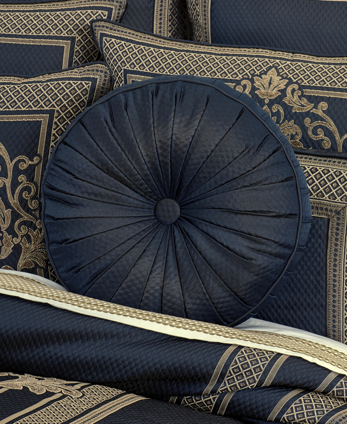 J Queen New York Excelsior Tufted Round Decorative Pillow, 15" Round In Blue