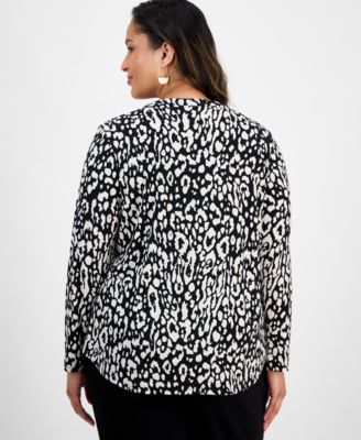 Plus Size Printed V-Neck Long-Sleeve Top 