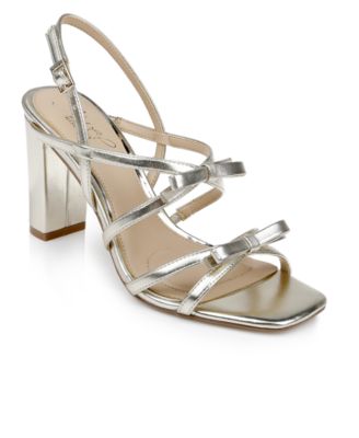 Jewel Badgley Mischka