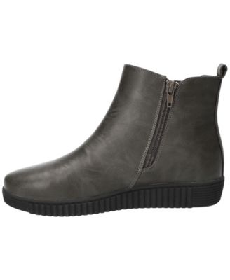 Women's Wyatt Chelsea Boots
