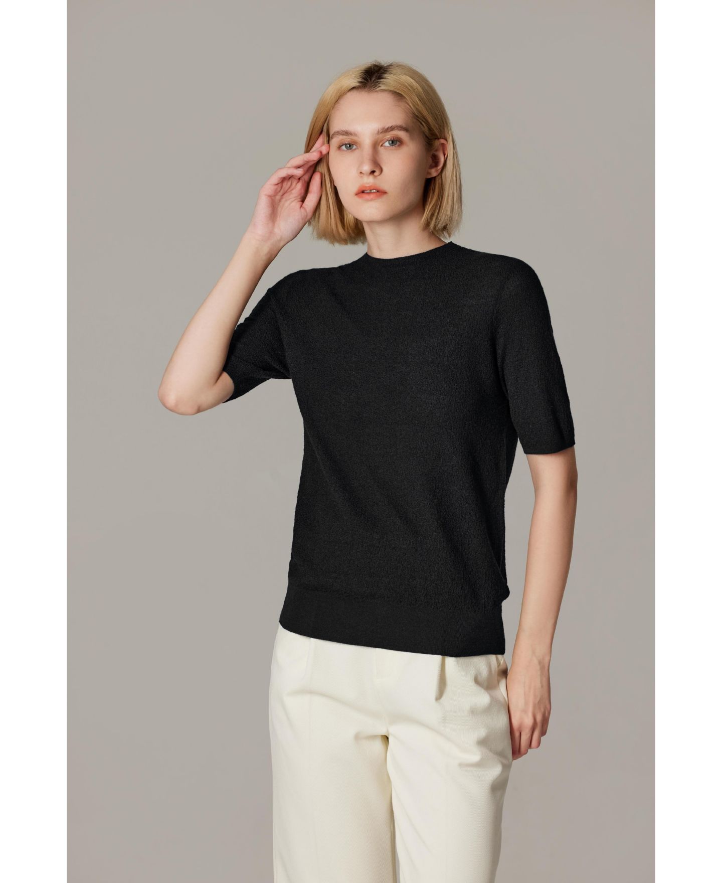 Женский свитер JENNIE LIU Funnel Neck Short Sleeve Sweater 75% Merino Wool 25% Silk Ultra Soft Fine-gauge Knit Top Machine Washable, цвет: Чёрный — фото 4