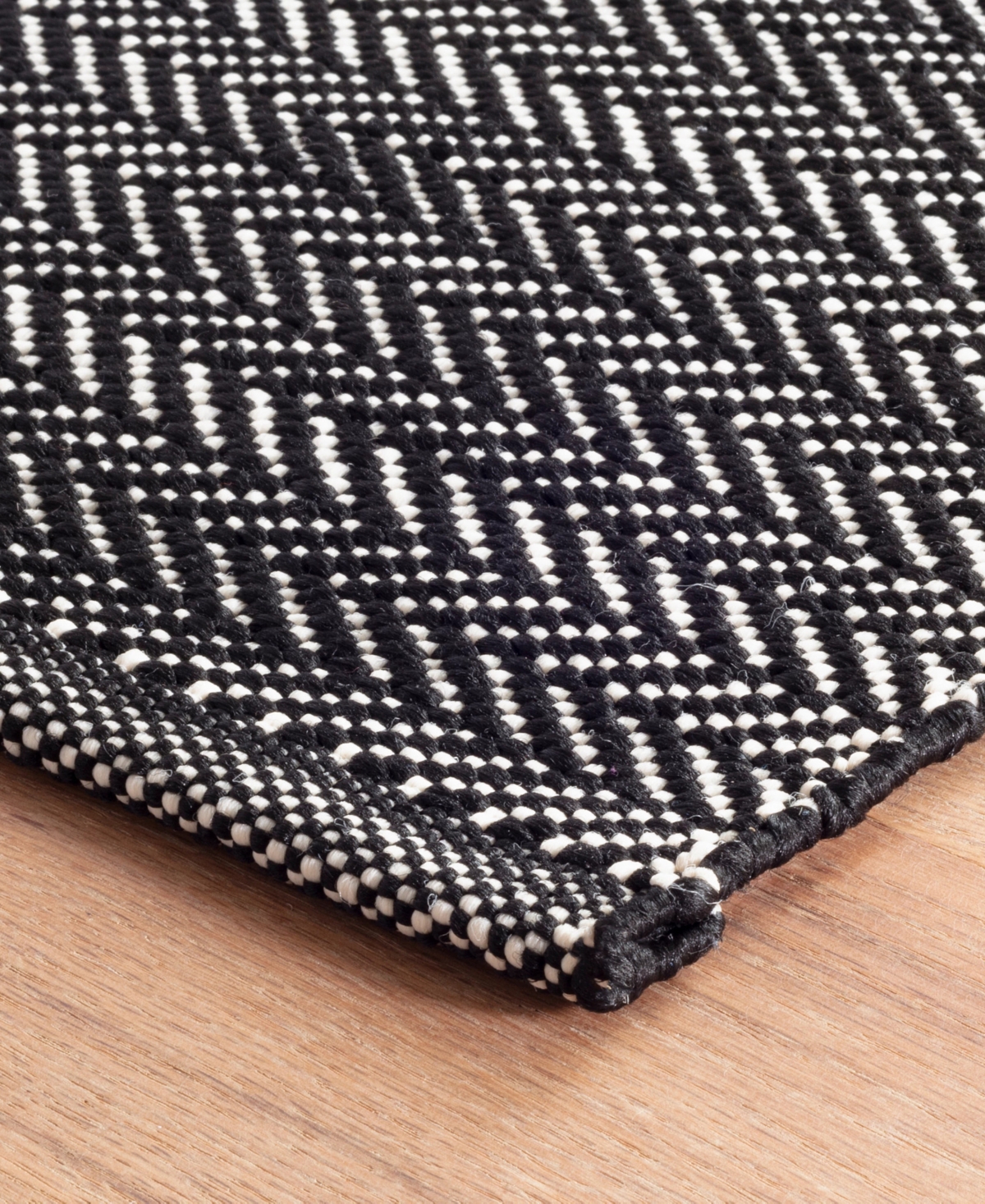 Dash And Albert Rugs By Annie Selke Herringbone Indoor/outdoor Da971 10'x14' Area Rug In Black