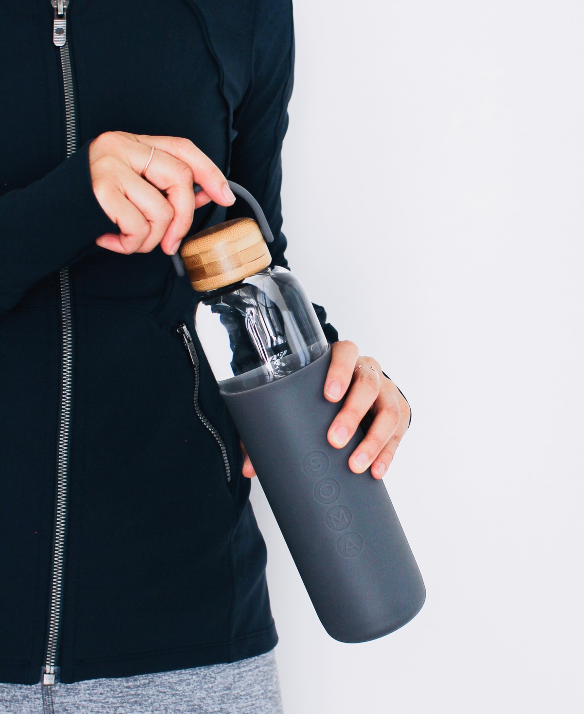 Full Circle Soma 25 oz. Glass Water Bottle