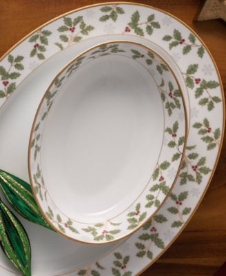 Holly & Berry Gold Oval Vegetable Bowl, 9.75", 32 oz.