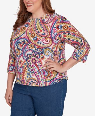 Plus Size Paisley Three Quarter Sleeve Top