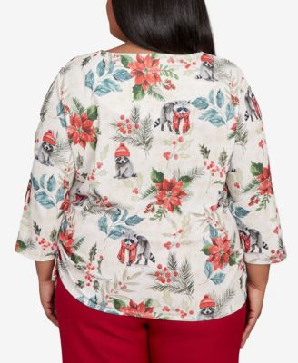 Plus Size Classic Holiday Poinsettias Crew Neck Top