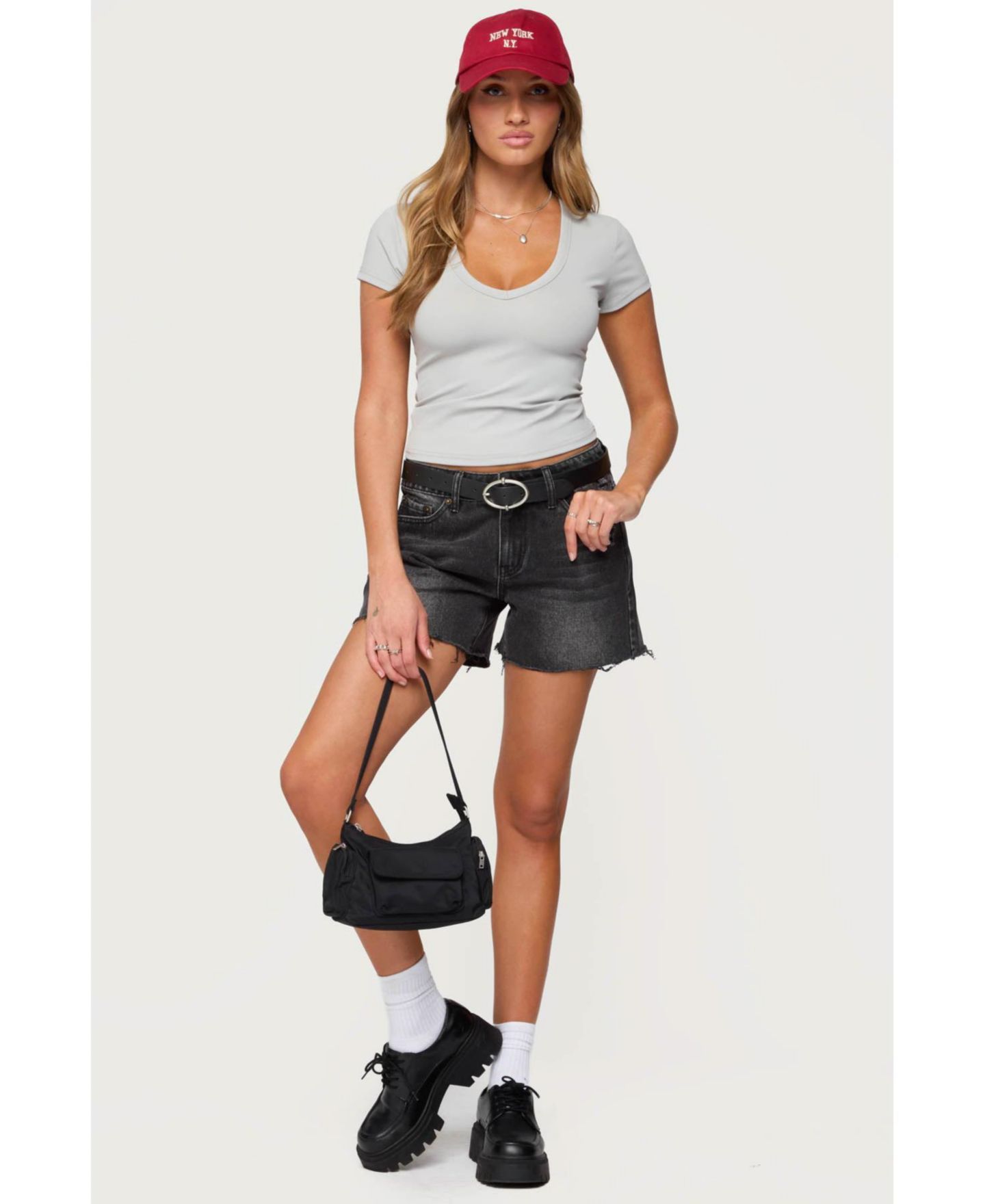 Женская футболка Edikted Moraya V Neck, цвет: Серый — фото 4