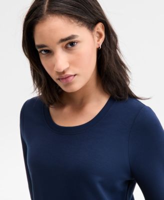 Women's Long Sleeve Scoop Neck Top