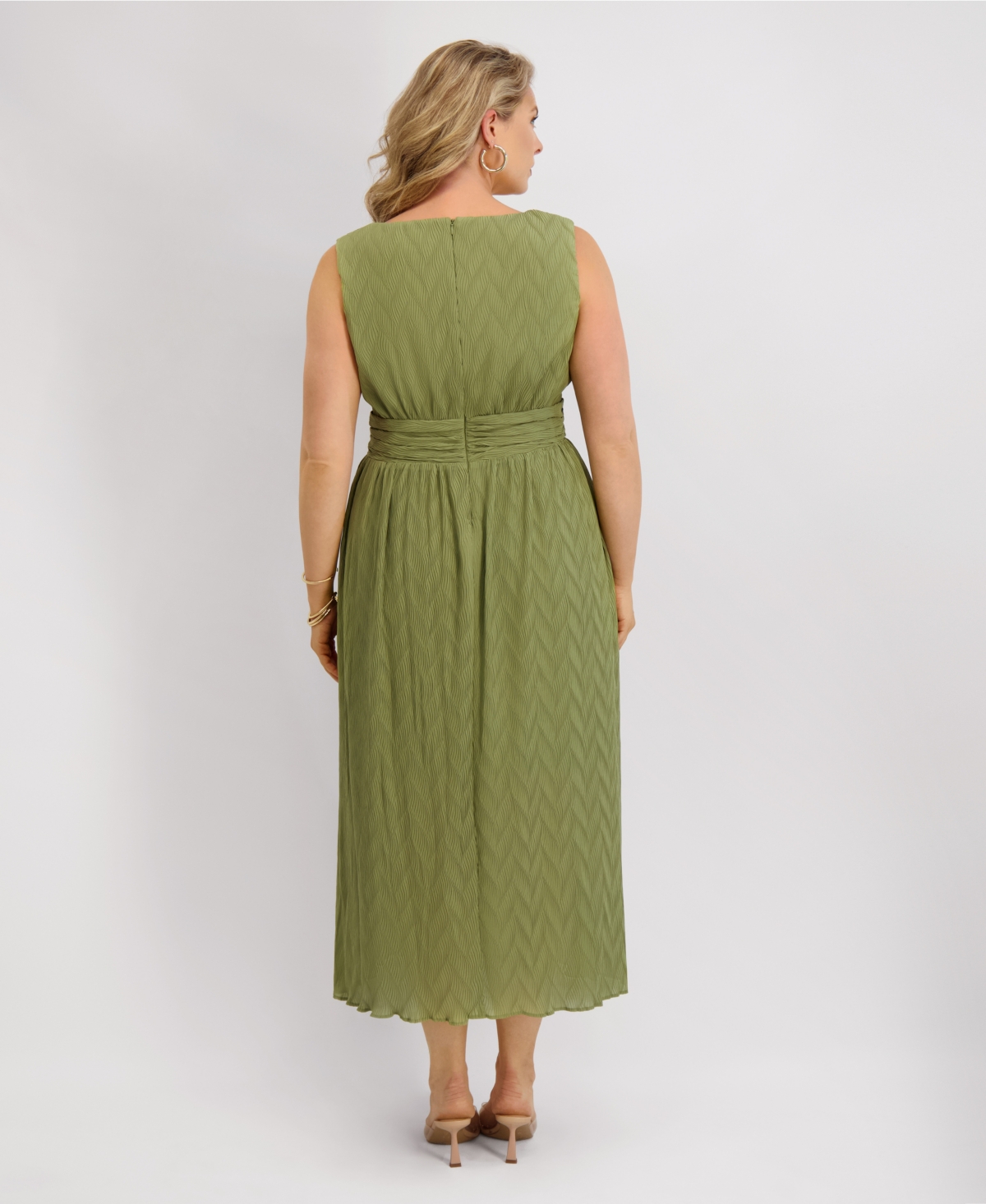 Siena Plus Size V-neck Pleated Chiffon Midi Dress In Pink
