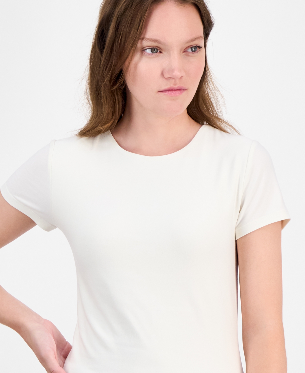Hippie Rose Juniors' Short-sleeve Crewneck Tee In White