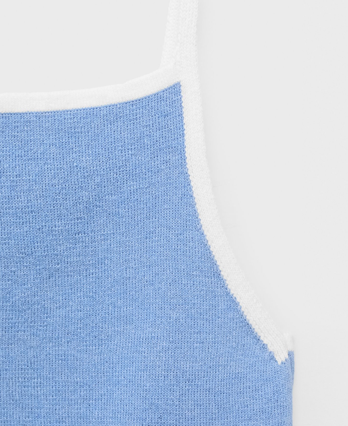 Женский топ Mango Contrasting Trim Knitted, цвет: Небесно-голубой — фото 5