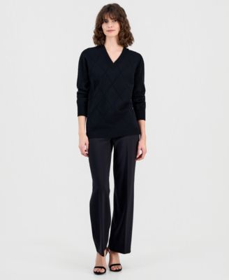 Women's Diamond Knit V-Neck Sweater