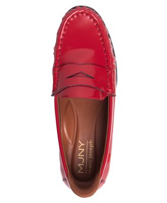Womens Newbury Street Hands-Free Slip On Technology Penny Loafers