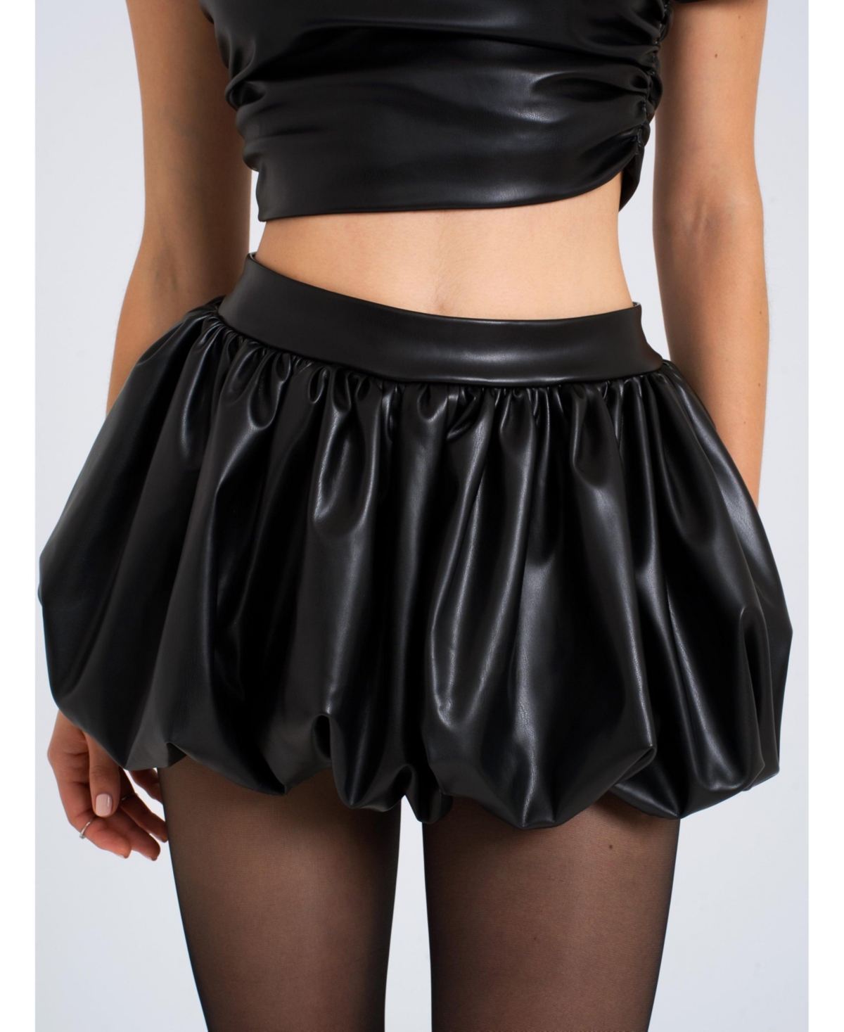 Women's Yuna Faux Leather Bubble Hem Skirt - Black