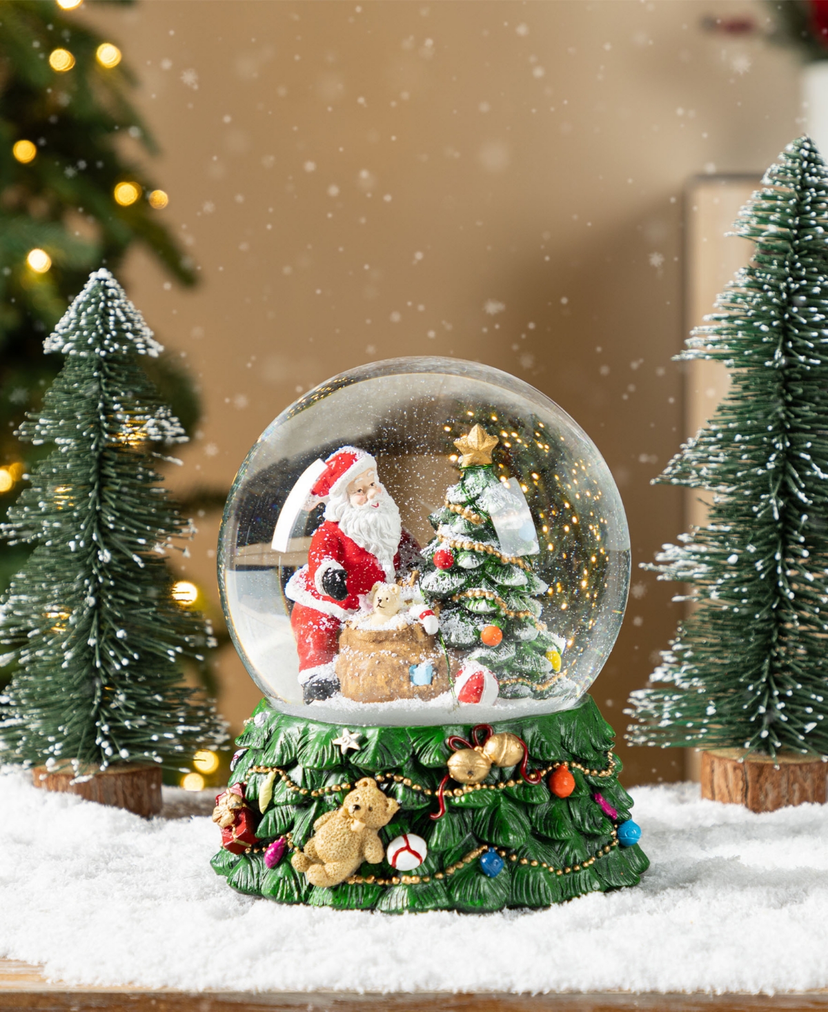 Glitzhome 150mm Lighted Resin Christmas Musical Snowflakes Santa Water Globe In Multi