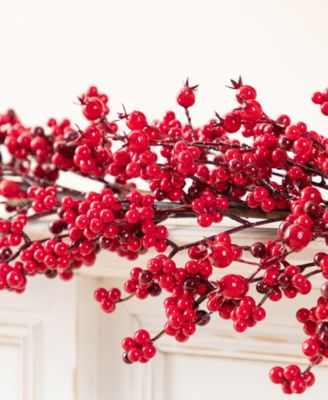 6 ft Plastic Christmas Berries Garland