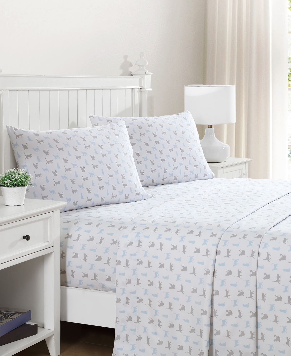 Beatrice Home Fashions Whimsical Printed Microfiber 4-Pc. Sheet Set