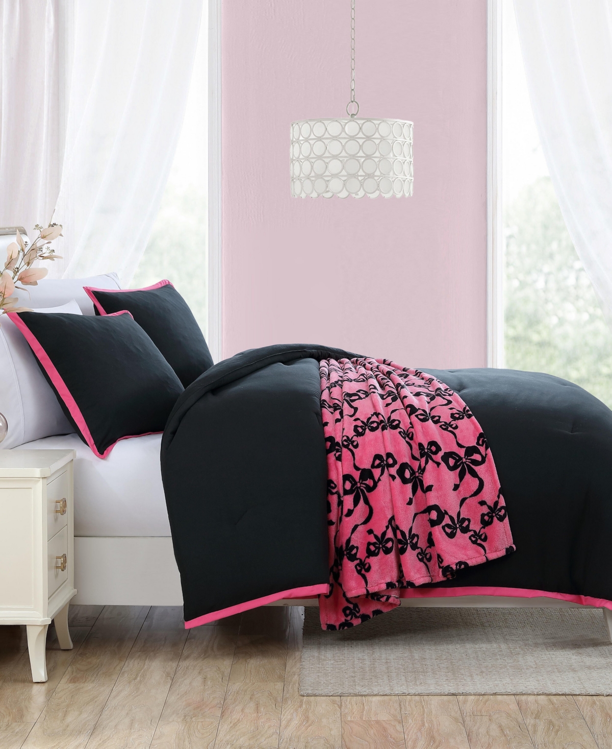 Betsey Johnson Signature Hotel 4-pc. Comforter Set, King