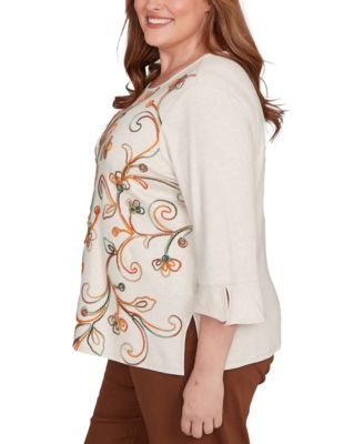 Plus Size Mount Laurel Textured Scroll Embroidered Top