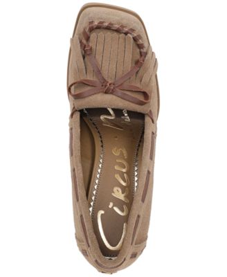Women's Ainsley Kilty Moc-Toe Pumps