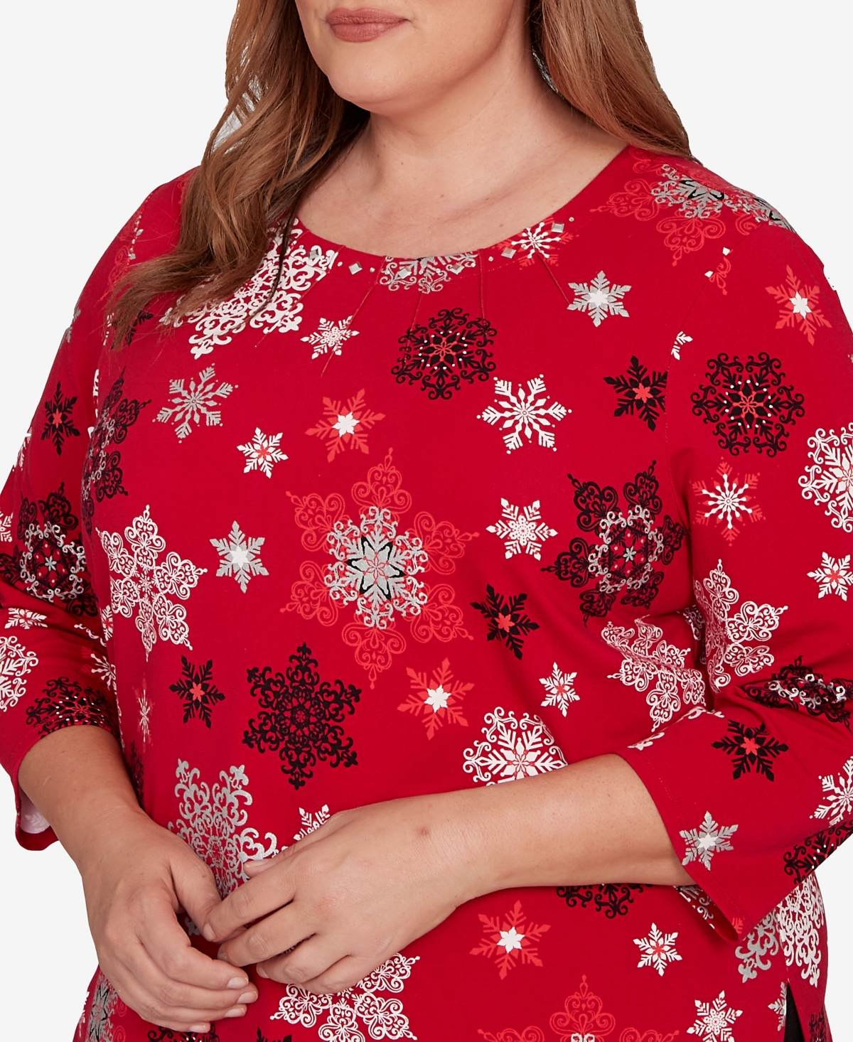 Alfred Dunner Plus Size Classic Embellished Snowflake Pleated Neck Top In Red
