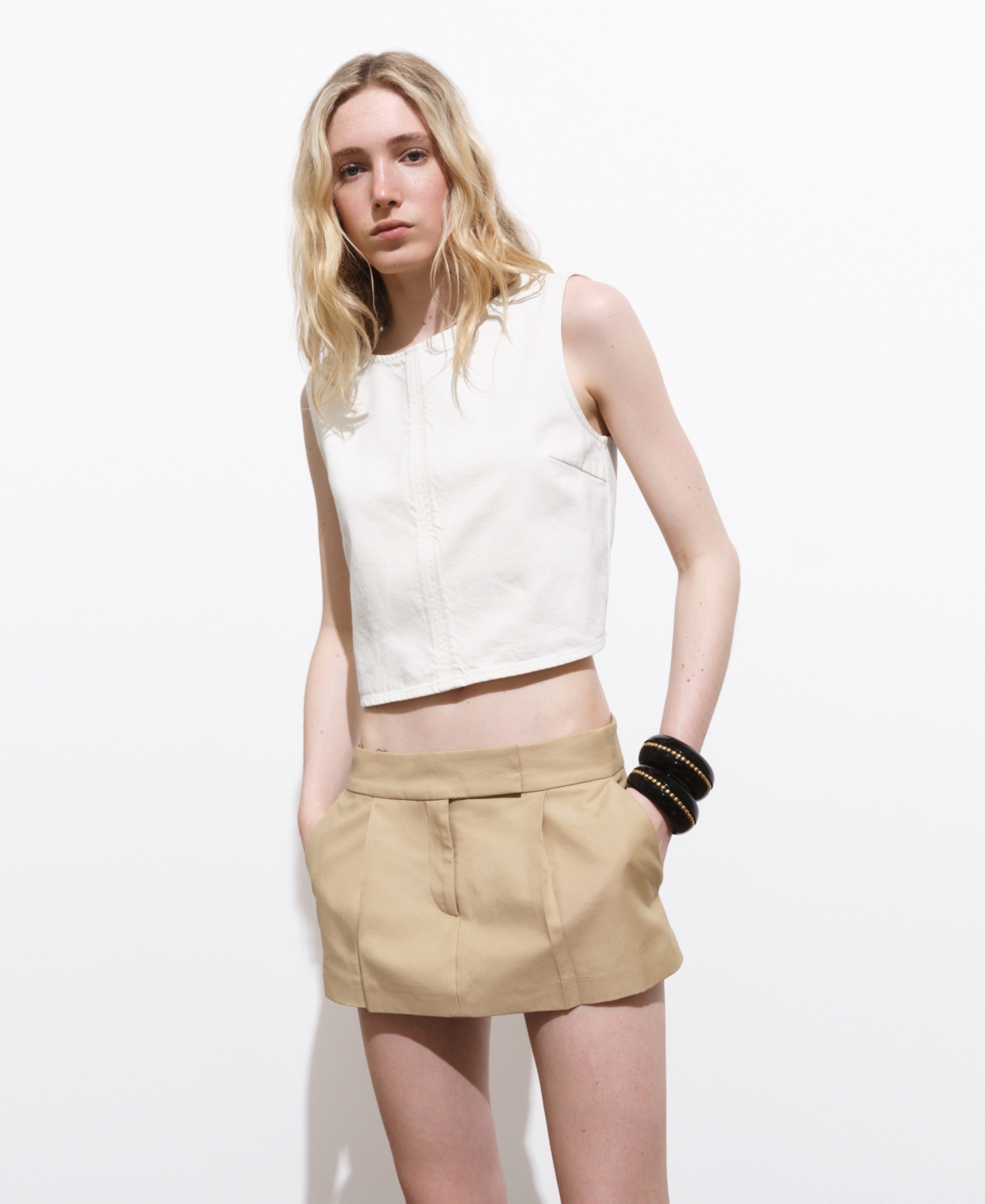 Women's Buckle Closure Denim Crop Top - Off White