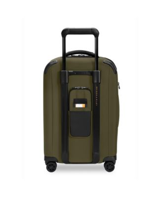 Essential 22" Carry-On Expandable Spinner