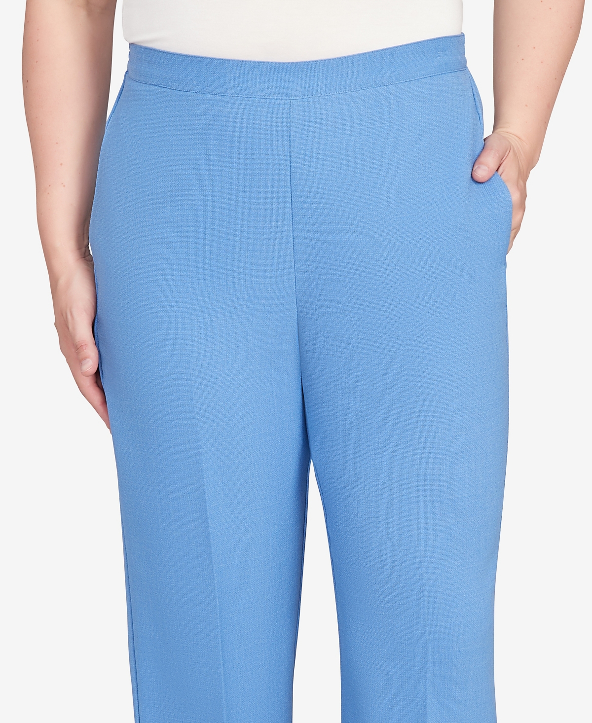 Alfred Dunner Petite Textured Pull On Elastic Medium Length Pants