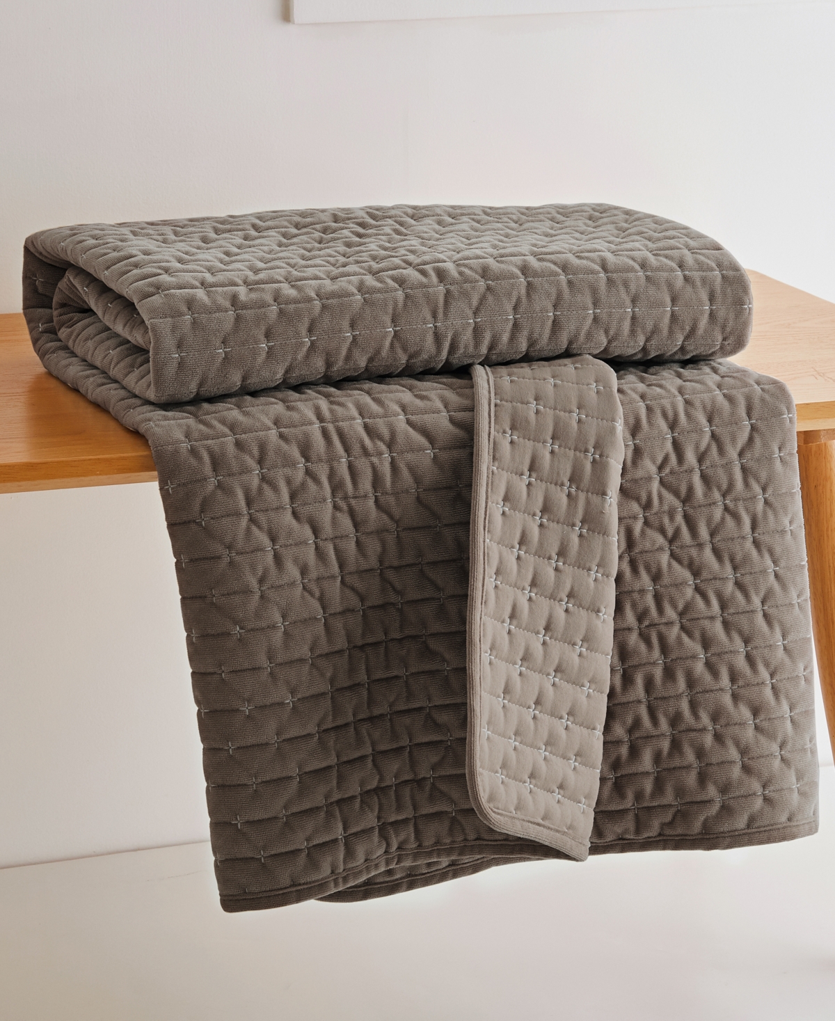 Levtex Velvet Stitch Reversible Quilted Throw, 50" X 60" In Brown
