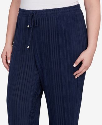 Plus Size Solid Textured Hachi Pants