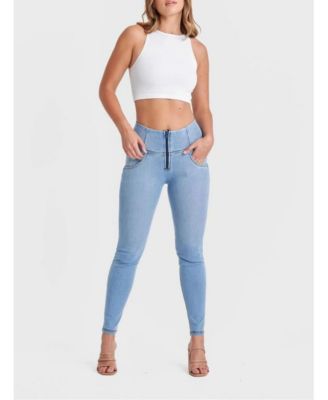 Women's High-Rise Snug Sculpting Skinny Jeans