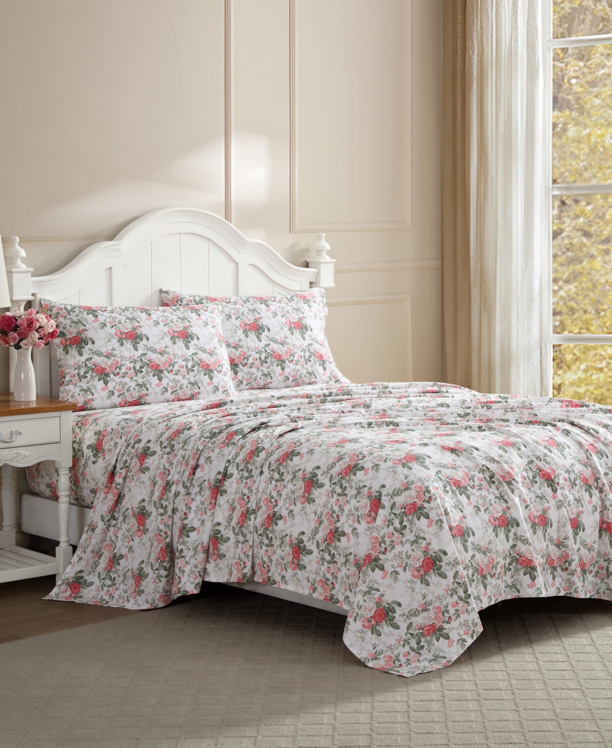 Laura Ashley Closeout!  300 Thread Count Cotton Sateen 4-pc. Sheet Set, Queen