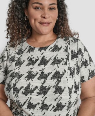 Plus Size Jewel Neck Rivets Sheath Short Dress