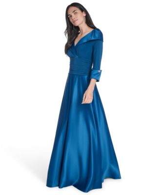 Women's Portrait-Collar Side-Ruched Gown 