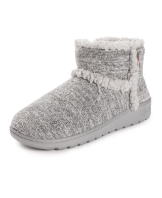 MUK LUKS