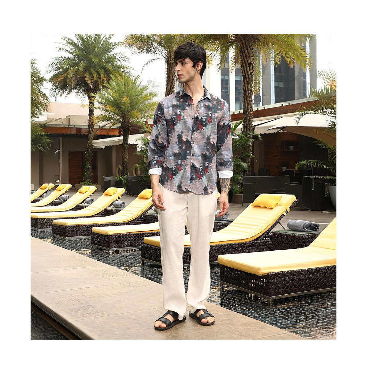 Campus Sutra Men's Artistic-Blur Shirt