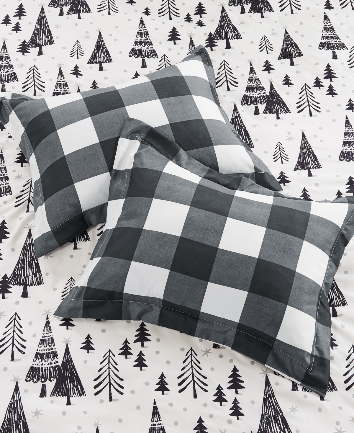 Levtex Home Merry And Bright Northern Star Reversible 2-pc. Comforter Set, Twin In Black