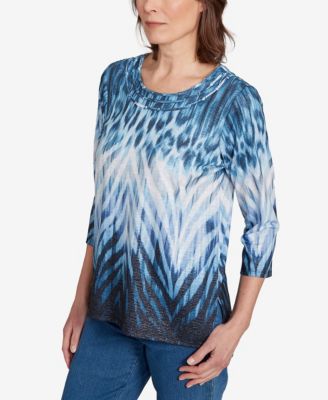 Women's Classic Ombre Animal Skin Three Quarter Sleeve Top