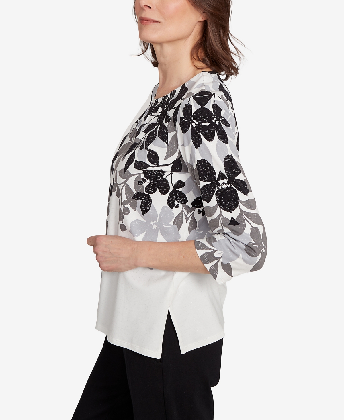 Alfred Dunner Women's Classic Shadow Leaf Three Quarter Sleeve Top In White