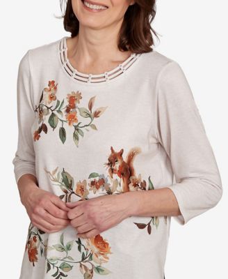 Women's Classic Floral Squirrel Harvest Top