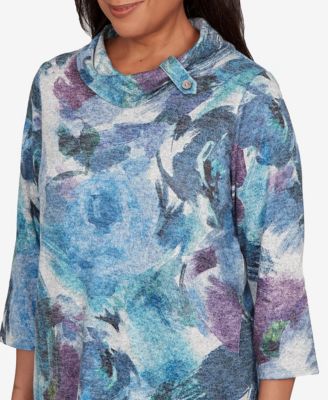 Women's Classic Floral Brushstroke Mock Neck Top