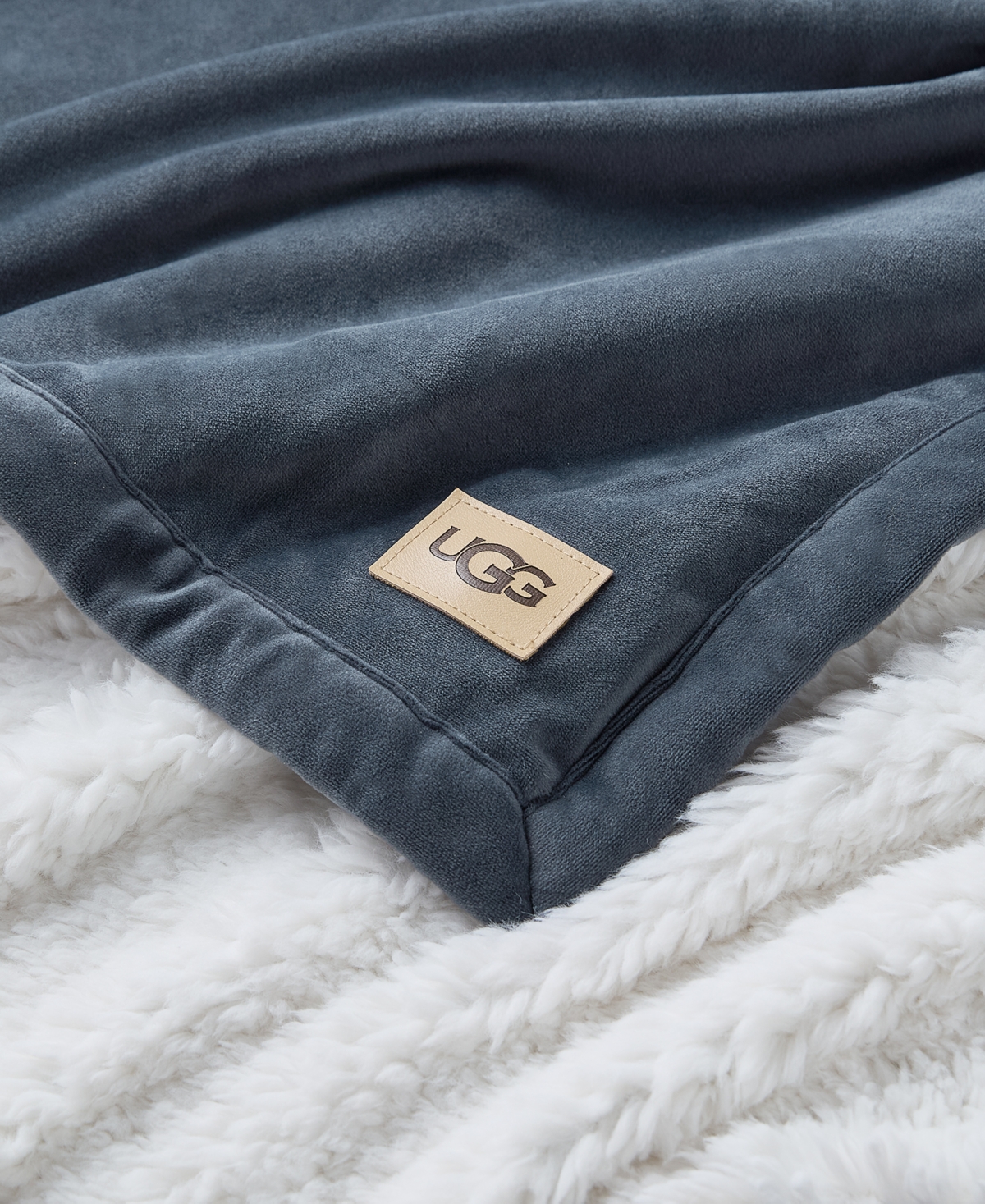 Ugg Bliss Faux-Fur Throw, 50" x 70"