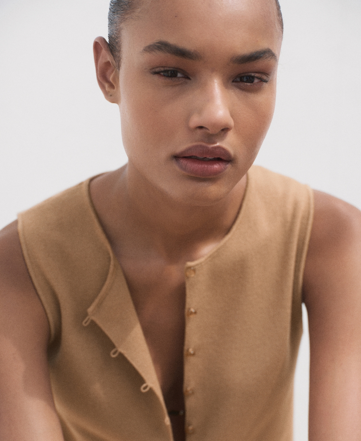 Mango Fine Knit Sweater Vest In Brown