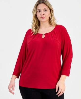 Plus Size 3/4-Sleeve Pintucked Keyhole Top