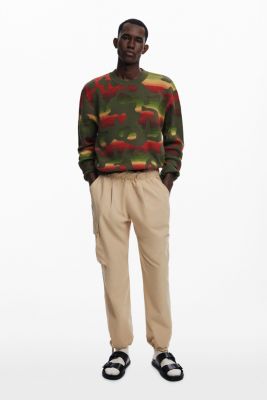 Men's Striped animal sweater