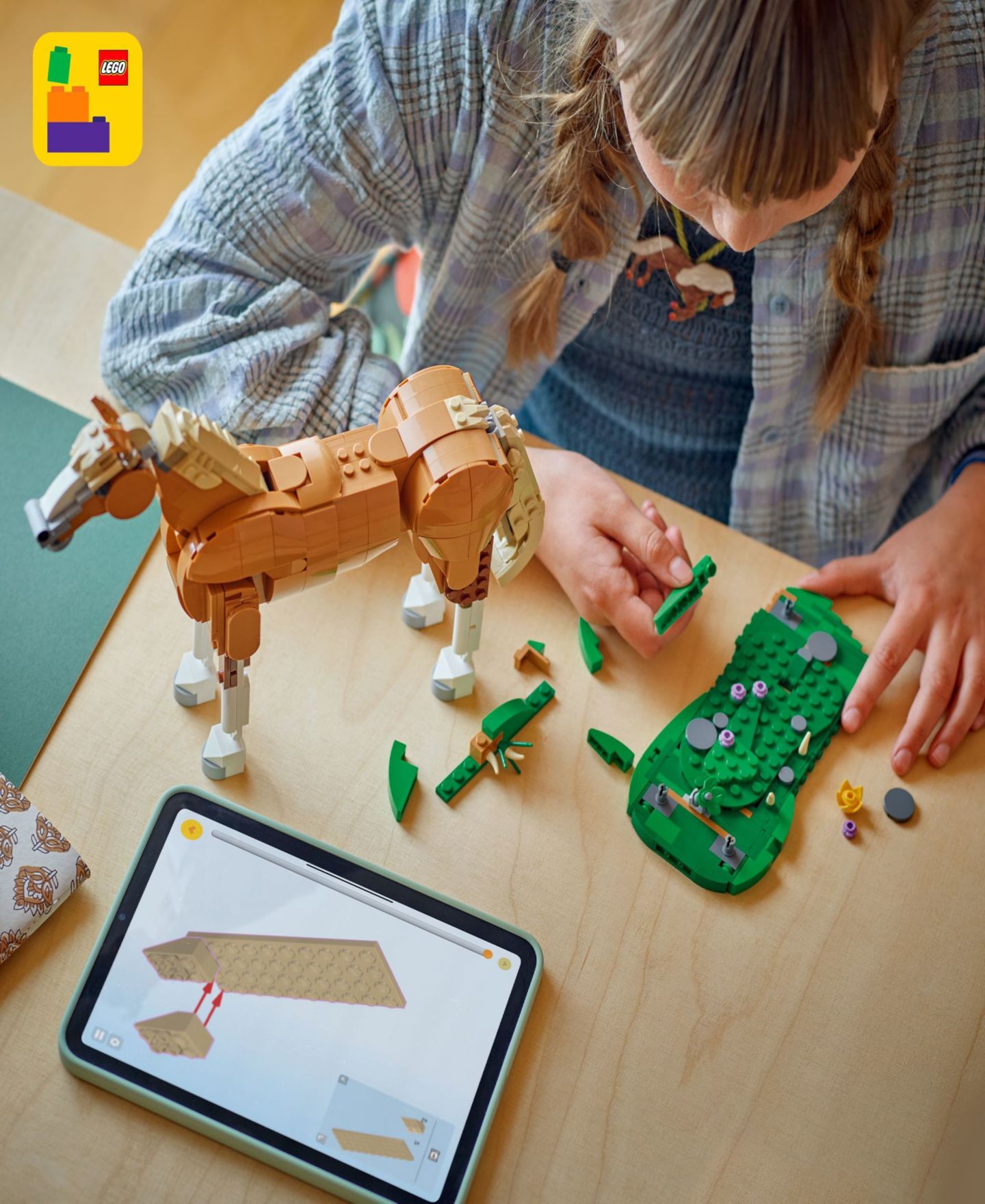 Детские конструкторы LEGO® Creator 3 in 1 Beautiful Horse Building Toy 31166, 685 Pieces — фото 6