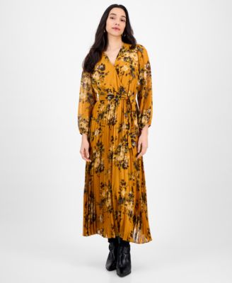 Sandra Darren - Petite Printed Pleated Maxi Dress